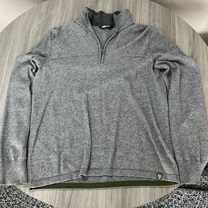 mens the north face quarter zip sweater size medium gray